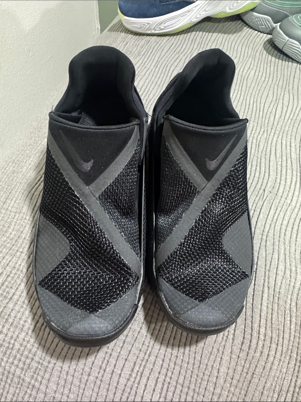 Nike Go FlyEase Triple Black sneakers Athletic Sneakers